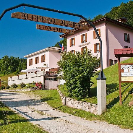 Albergo Alpino Da Tullio Avio Luaran gambar
