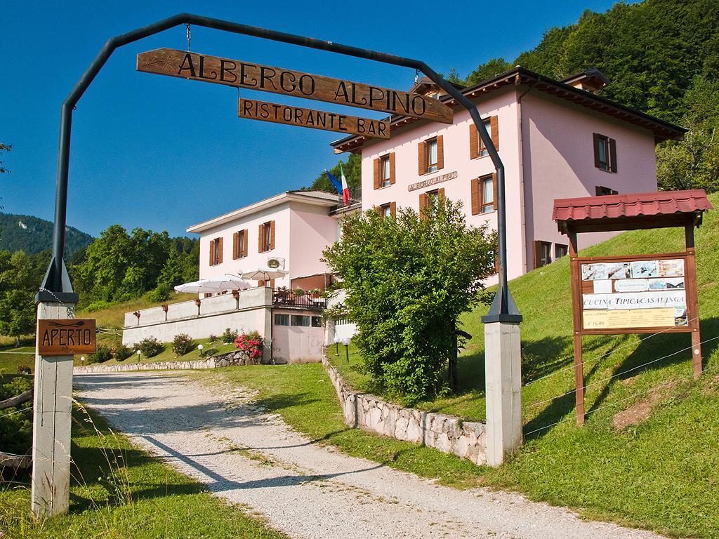 Albergo Alpino Da Tullio Avio Luaran gambar