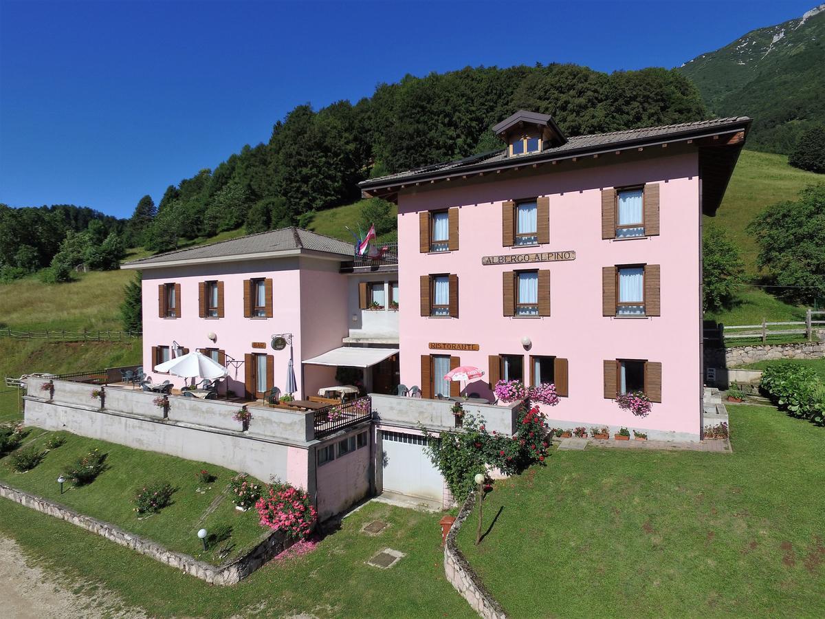 Albergo Alpino Da Tullio Avio Luaran gambar