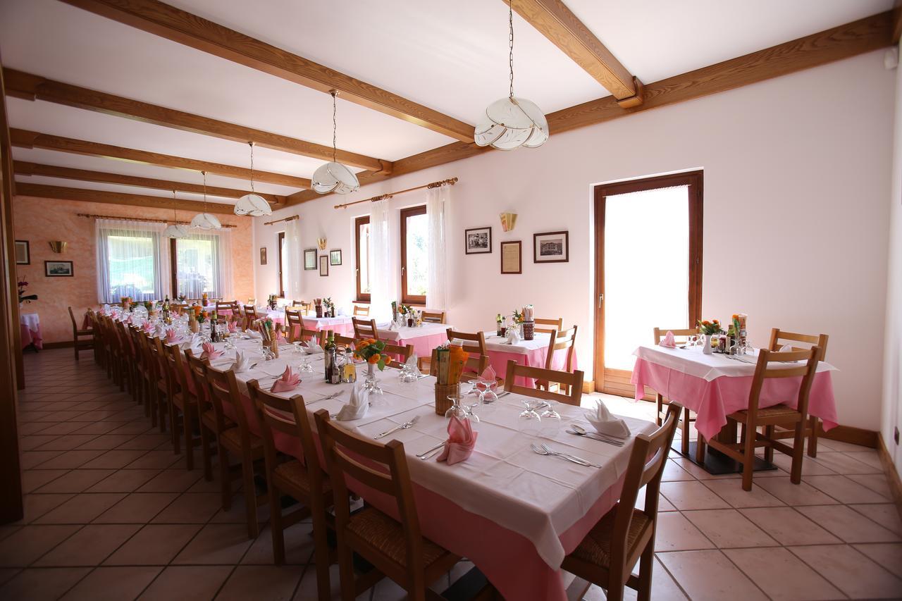 Albergo Alpino Da Tullio Avio Luaran gambar